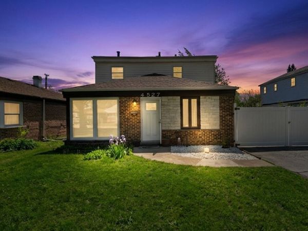 4527 W 83rd Street , Chicago, IL 60652
