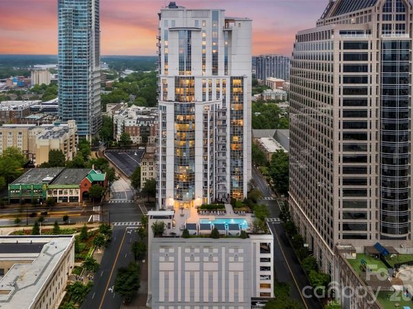 333 W Trade Street, Unit 500, Charlotte, NC 28202