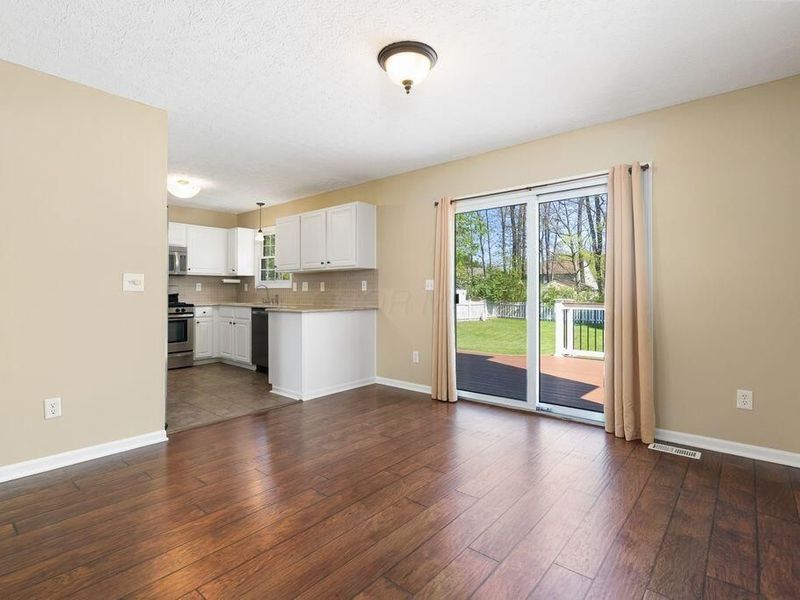 304 Jaguar Spur Avenue, Delaware, OH 43015 Photo 9