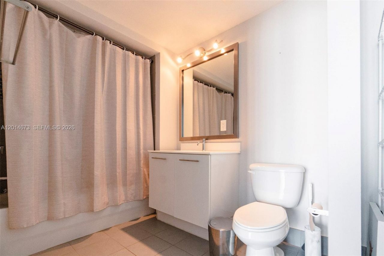 92 SW 3rd St , Unit 1812, Miami, FL 33130 Photo