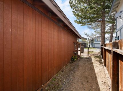 539 Christie Drive, South Lake Tahoe, CA 96150 Photo