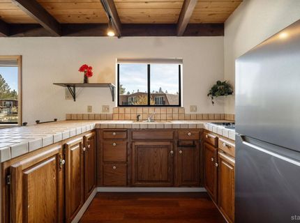 539 Christie Drive, South Lake Tahoe, CA 96150 Photo