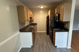 109 Elmwood Avenue photo 4