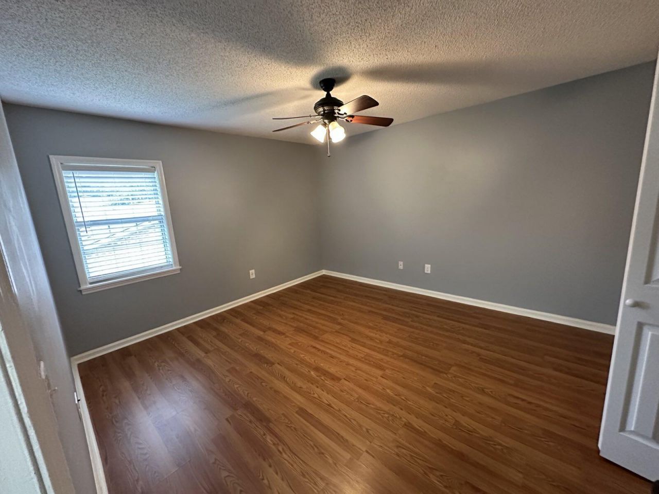 109 Elmwood Avenue Photo 9