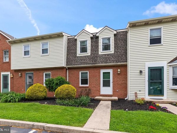 13 GARDEN COURT, ELIZABETHTOWN, PA 17022