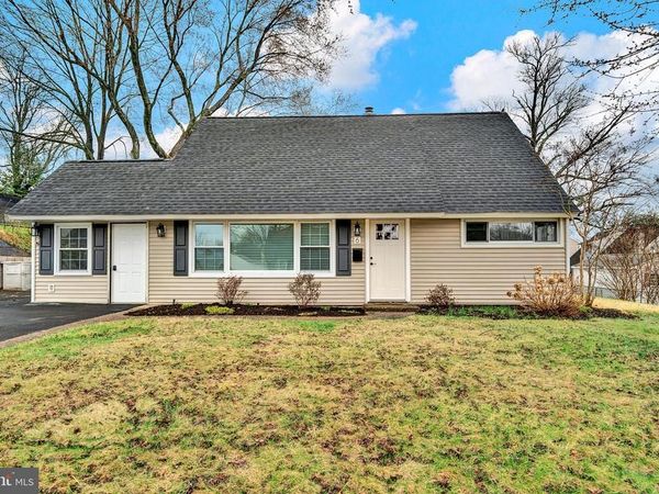 6 UNITY TURN , LEVITTOWN, PA 19056