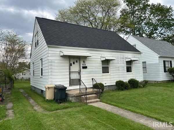 1650 N Brookfield Street, South Bend, IN 46628