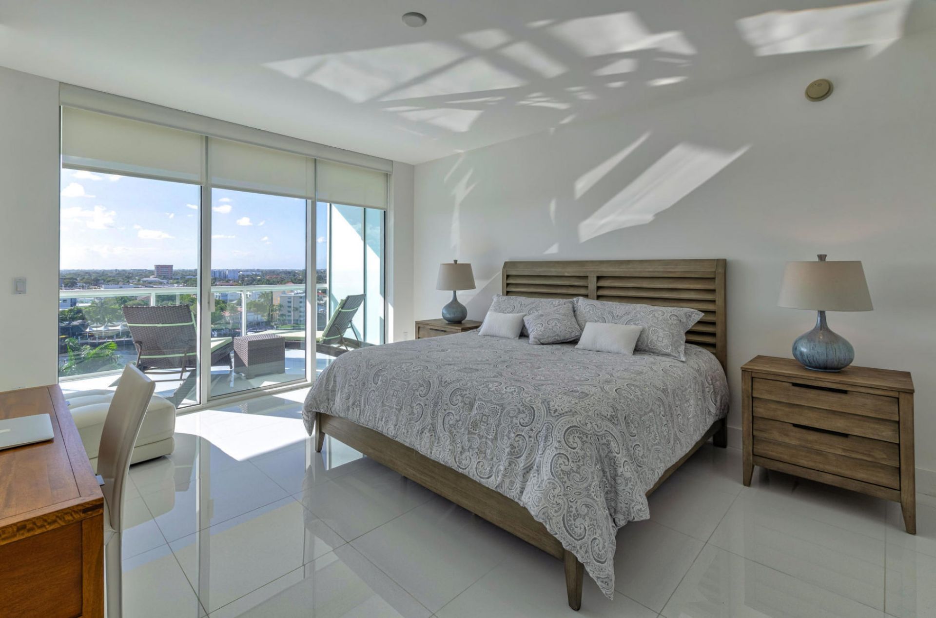 1 N Ocean Boulevard, Unit 913, Pompano Beach, FL 33062 Photo
