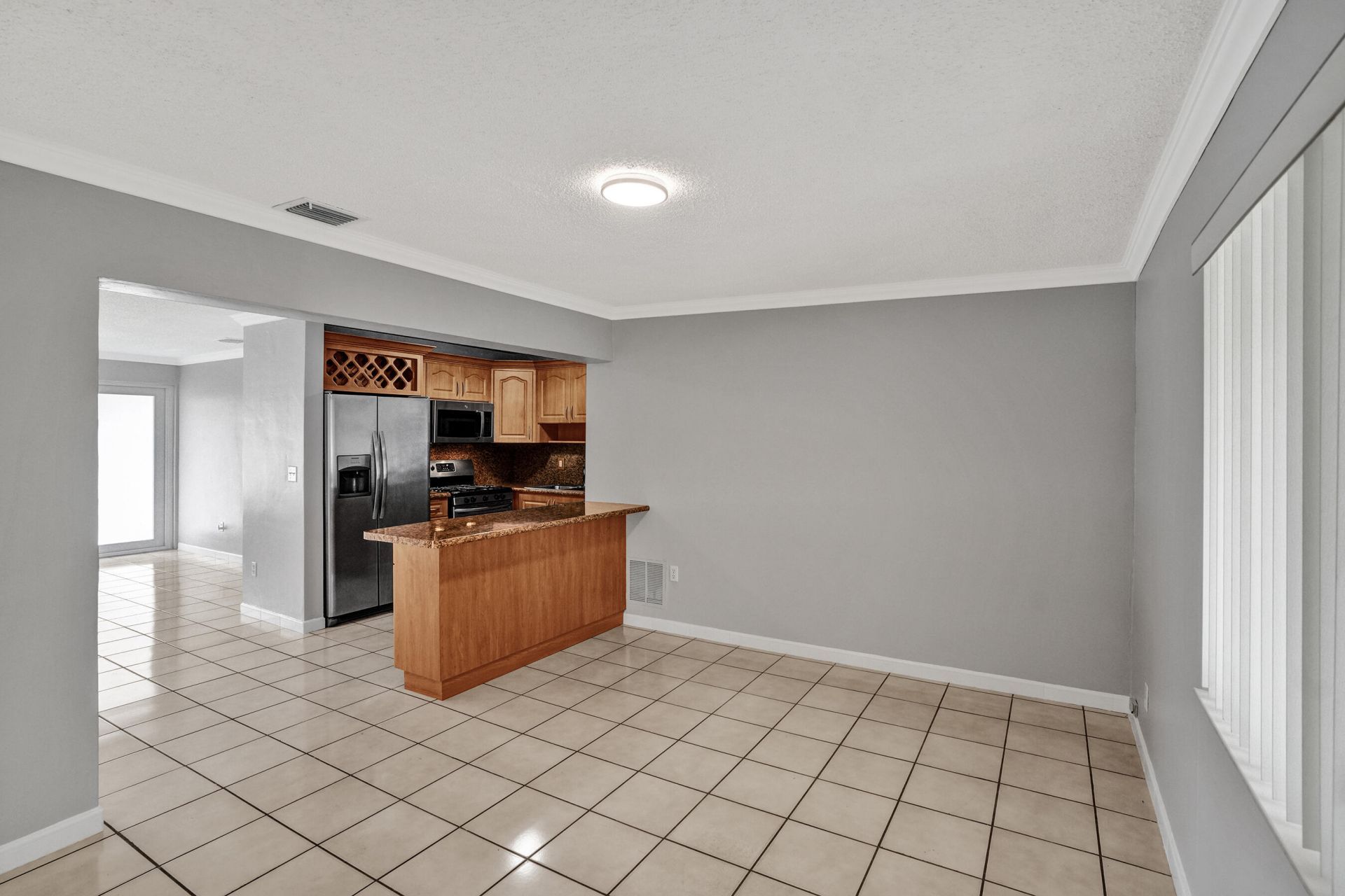 7200 W 14th Avenue, Hialeah, FL 33014 Photo