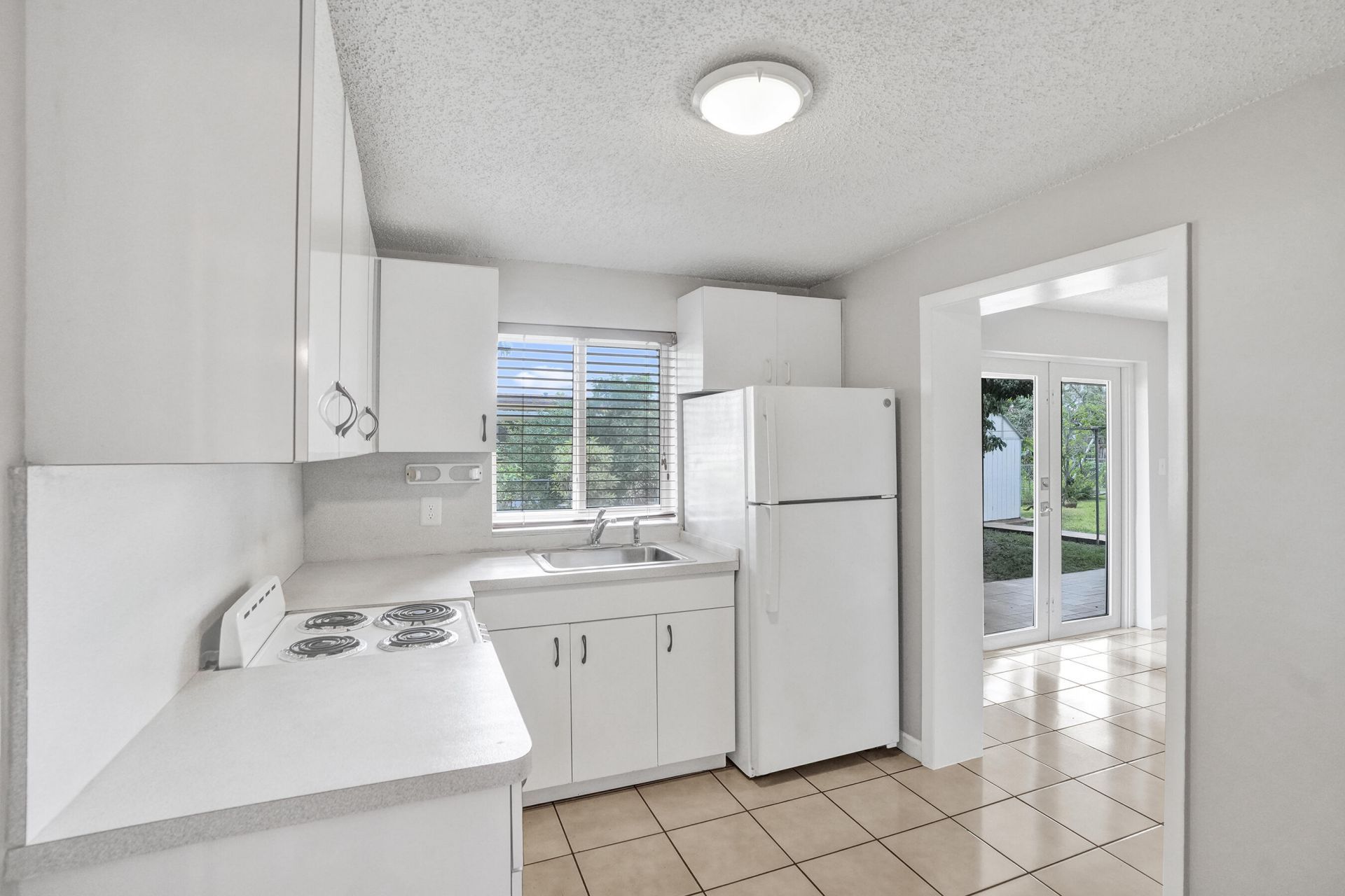 7200 W 14th Avenue, Hialeah, FL 33014 Photo