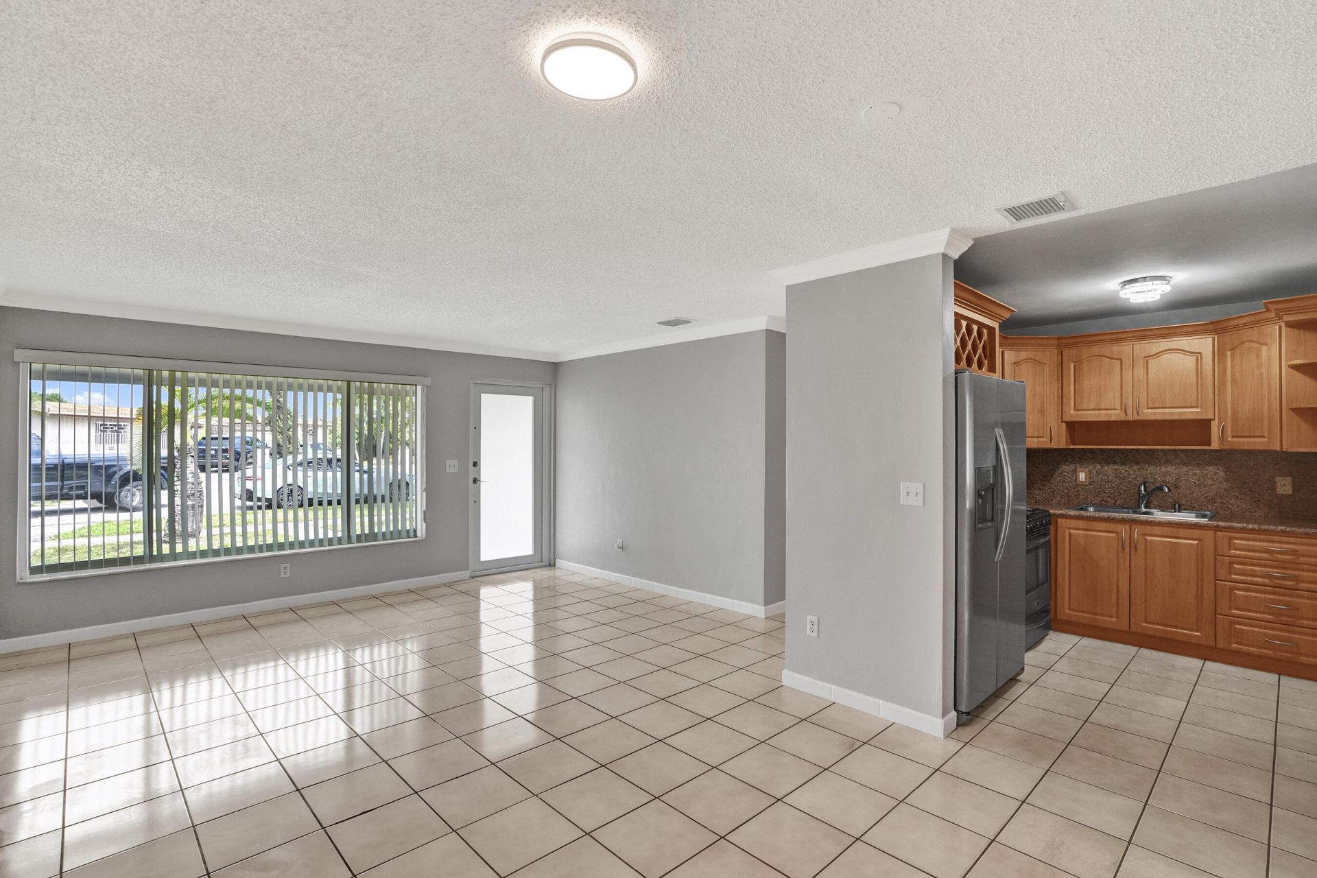 7200 W 14th Avenue, Hialeah, FL 33014 Photo