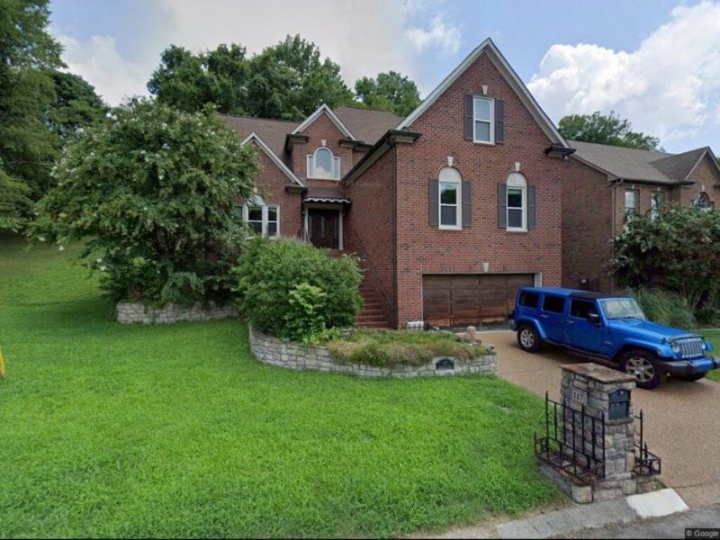 117 Sequoyah Ln, Nashville, TN 37221 Main Photo