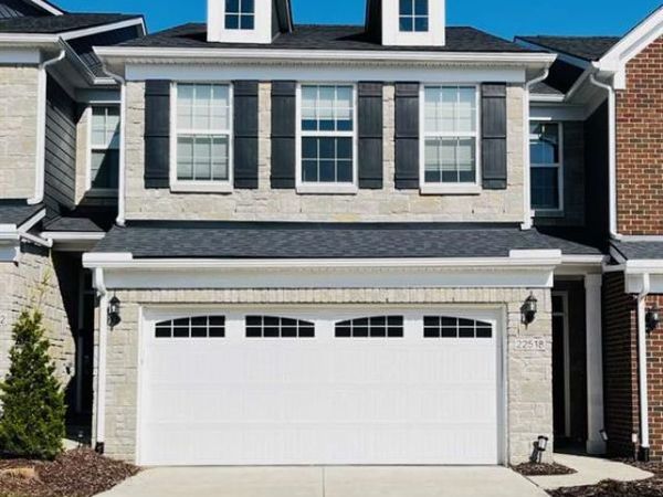 22518 Woodbridge Lane , Novi, MI 48375