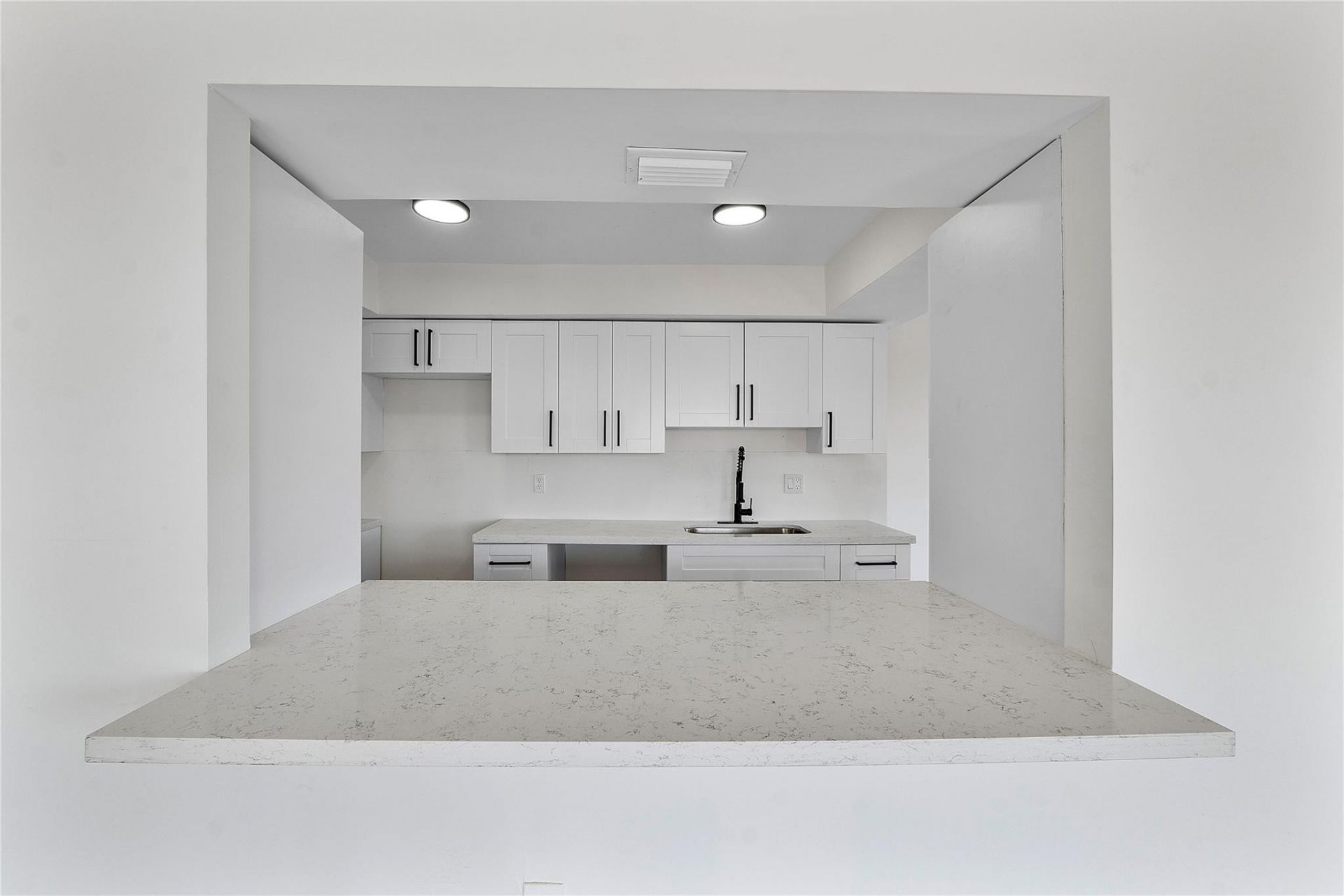 4174 Inverrary Drive, Unit 1002, Lauderhill, FL 33319 Photo