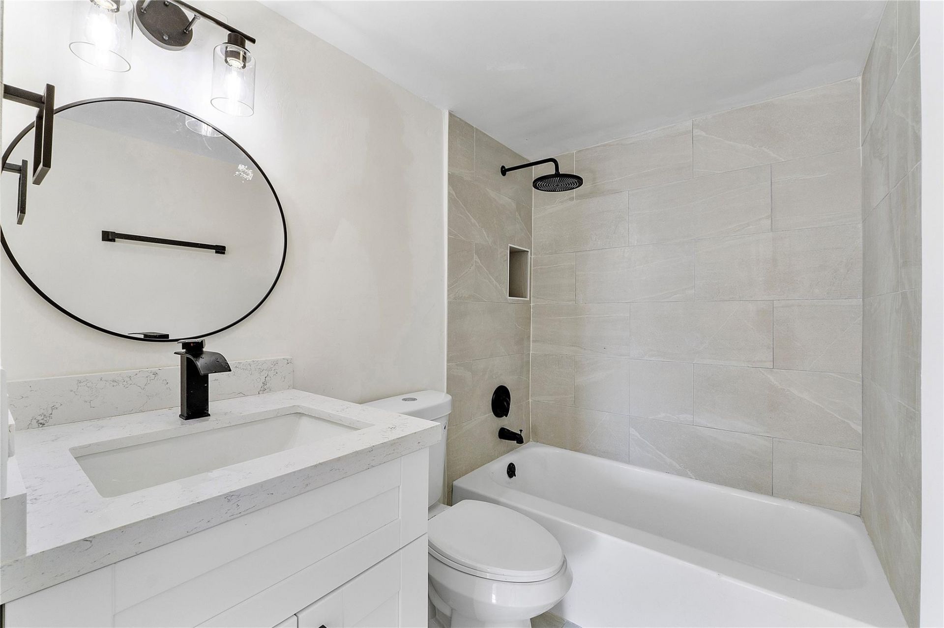 4174 Inverrary Drive, Unit 1002, Lauderhill, FL 33319 Photo
