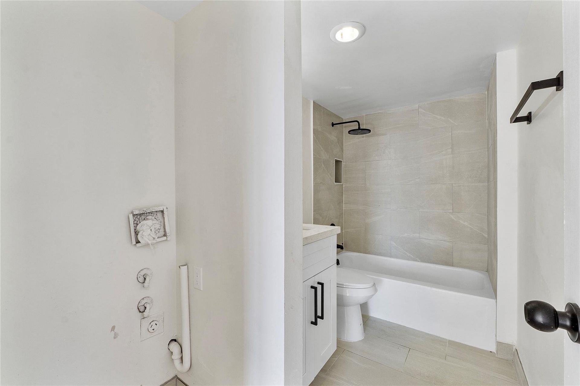 4174 Inverrary Drive, Unit 1002, Lauderhill, FL 33319 Photo