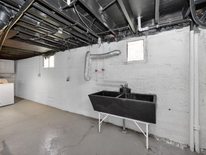 92 Sheehan Avenue, Cincinnati, OH 45216 Photo 42