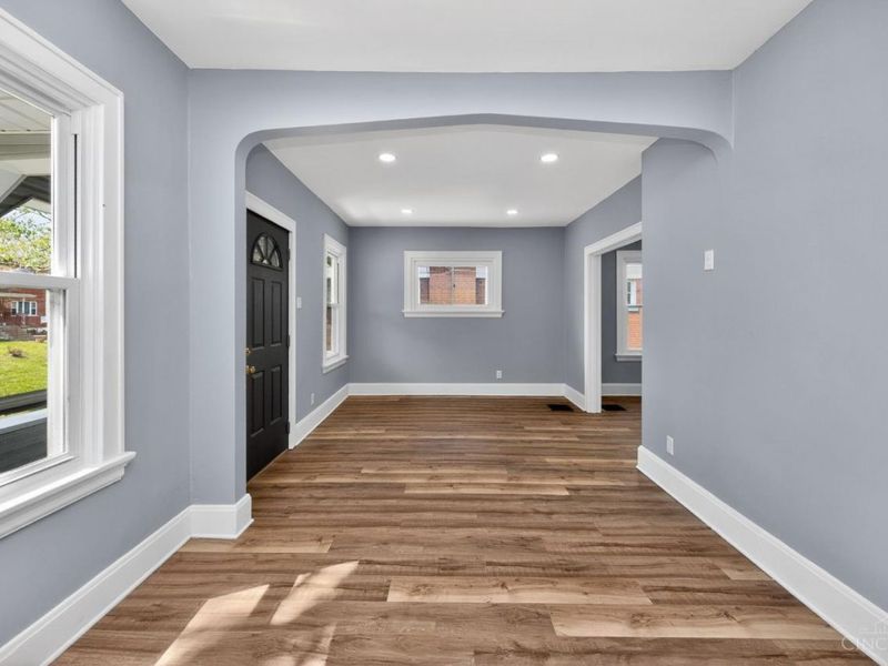 92 Sheehan Avenue, Cincinnati, OH 45216 Photo 7