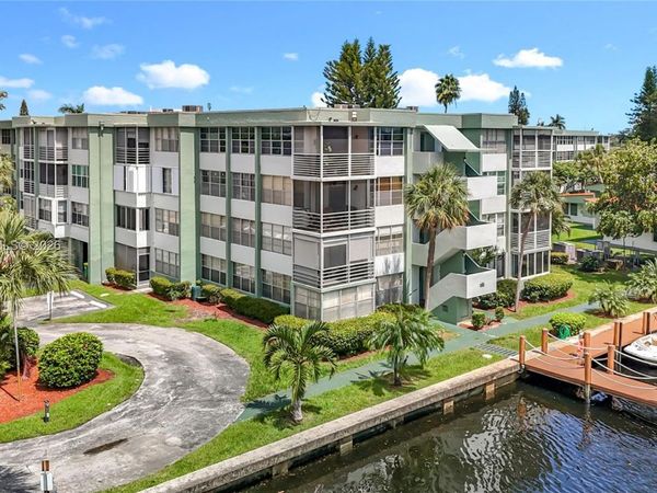 2751 Taft St , Unit 304, Hollywood, FL 33020