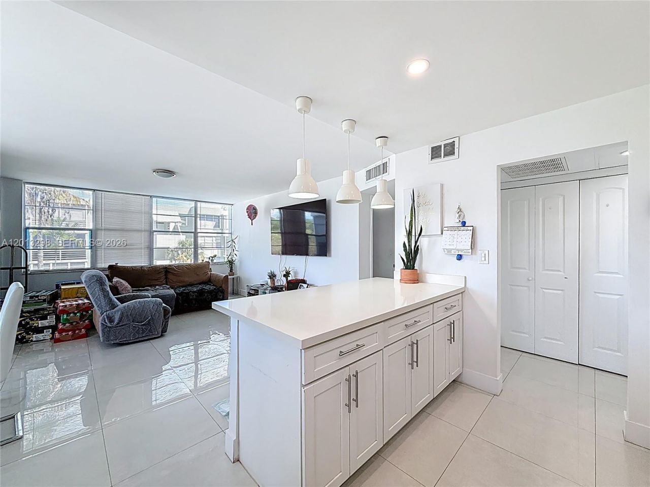 2751 Taft St , Unit 304, Hollywood, FL 33020 Photo