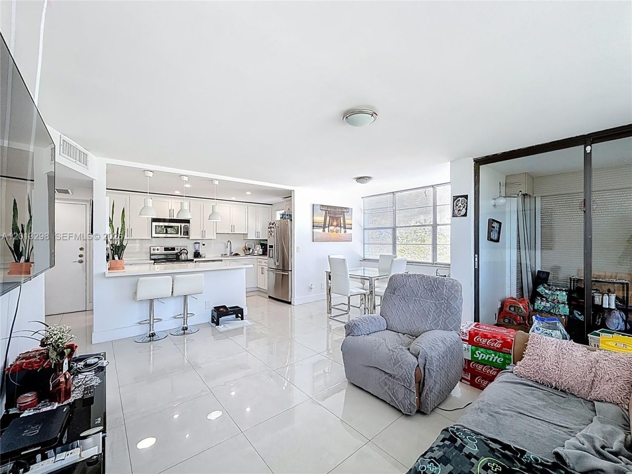 2751 Taft St , Unit 304, Hollywood, FL 33020 Photo