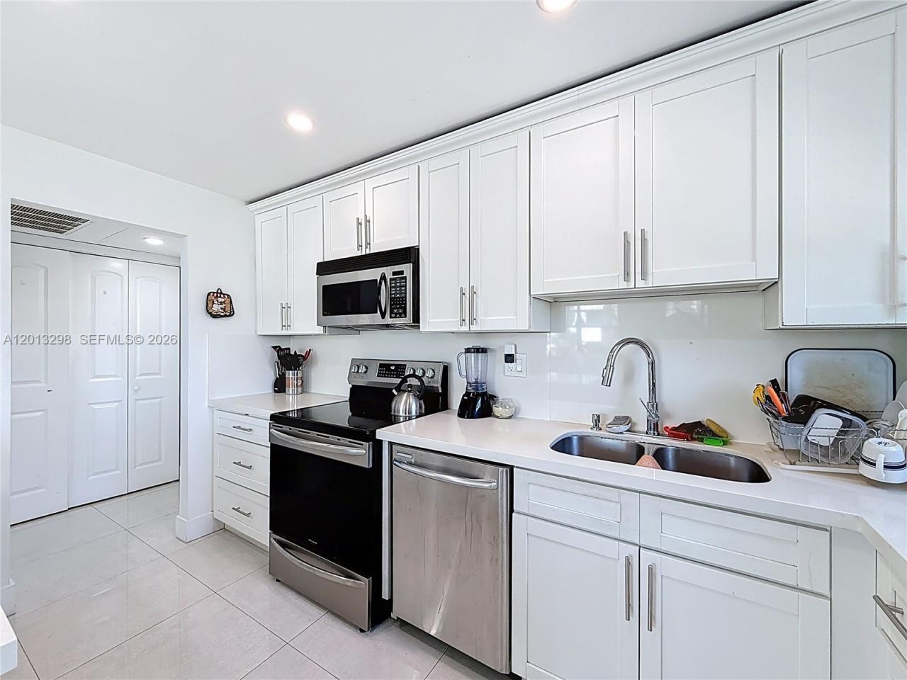2751 Taft St , Unit 304, Hollywood, FL 33020 Photo