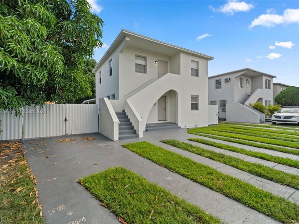 255 Beacom Blvd , Unit Downstairs, Miami, FL 33135