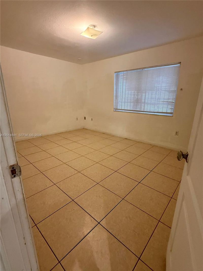 1270 NW 39th St, Unit 1270, Miami, FL 33142 Photo