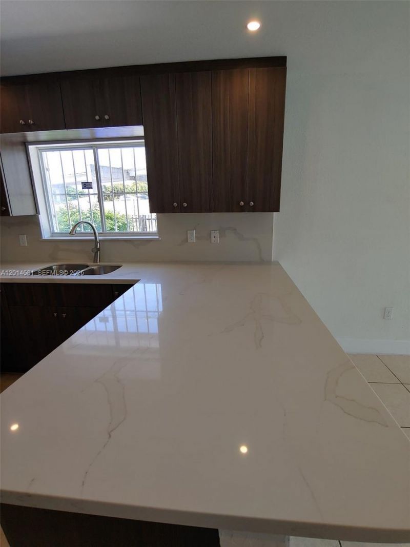 1270 NW 39th St , Unit 1270, Miami, FL 33142 Photo