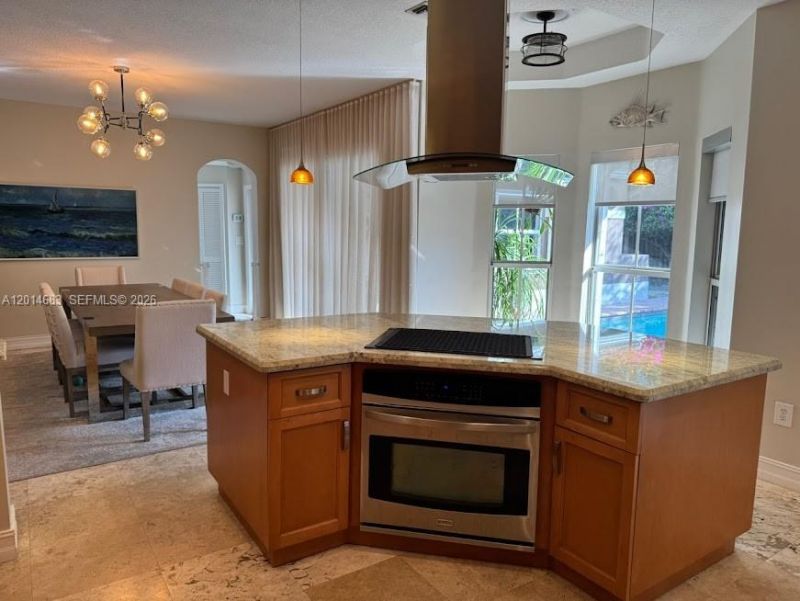 9026 SW 160th Ter , Palmetto Bay, FL 33157 Photo
