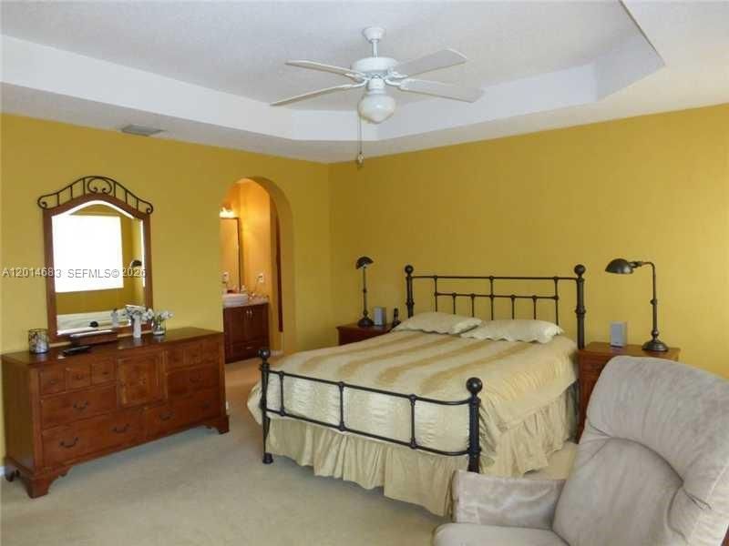 9026 SW 160th Ter , Palmetto Bay, FL 33157 Photo