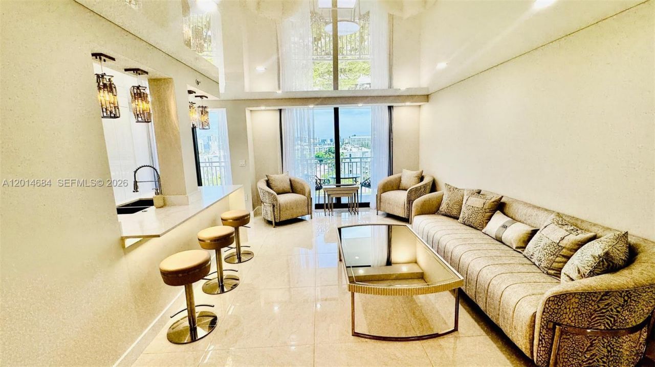 210 174th St , Unit 811, Sunny Isles Beach, FL 33160 Photo
