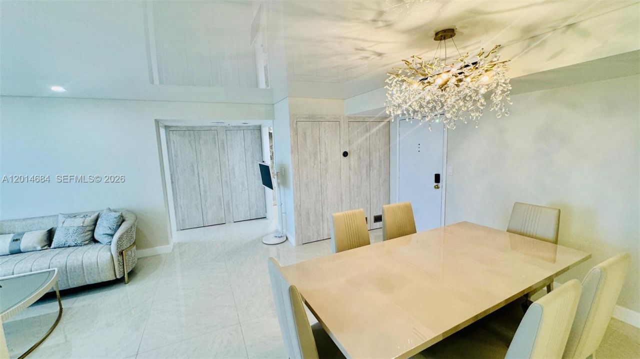 210 174th St , Unit 811, Sunny Isles Beach, FL 33160 Photo