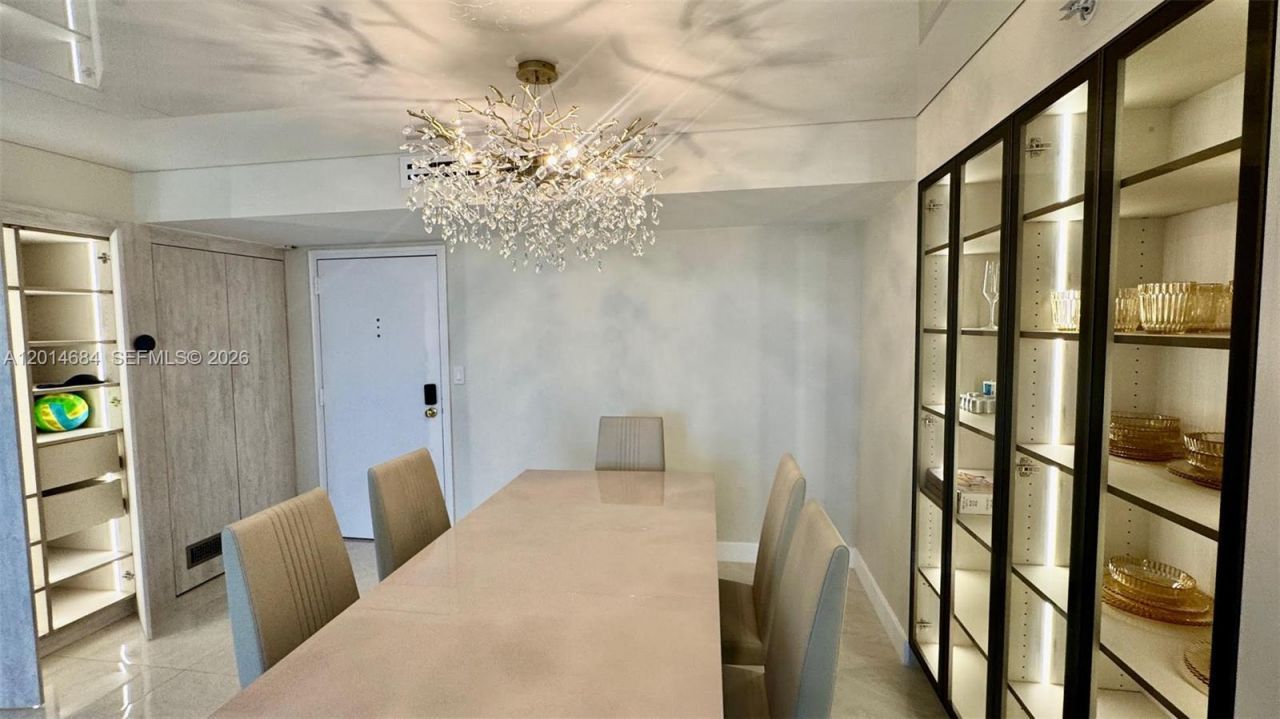 210 174th St , Unit 811, Sunny Isles Beach, FL 33160 Photo
