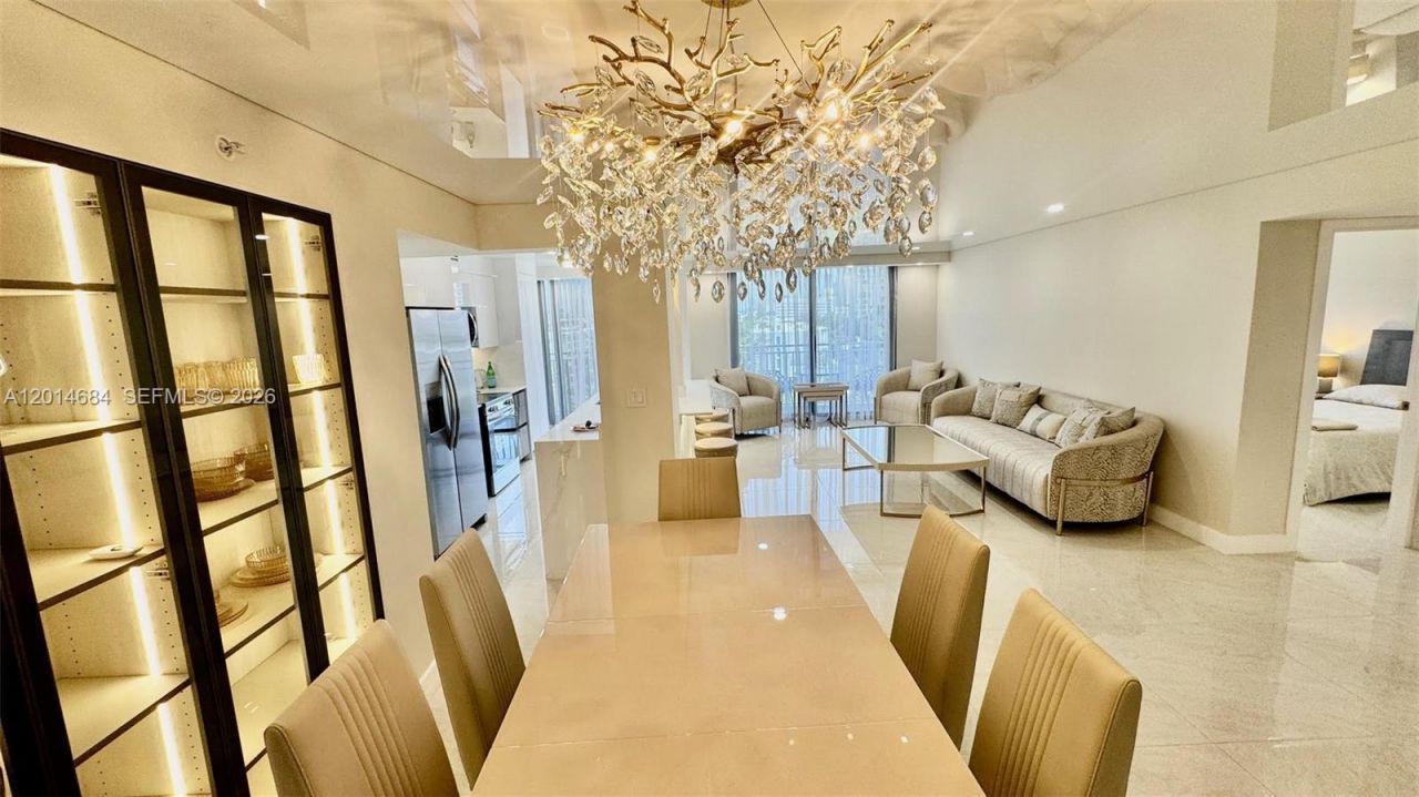 210 174th St , Unit 811, Sunny Isles Beach, FL 33160 Photo