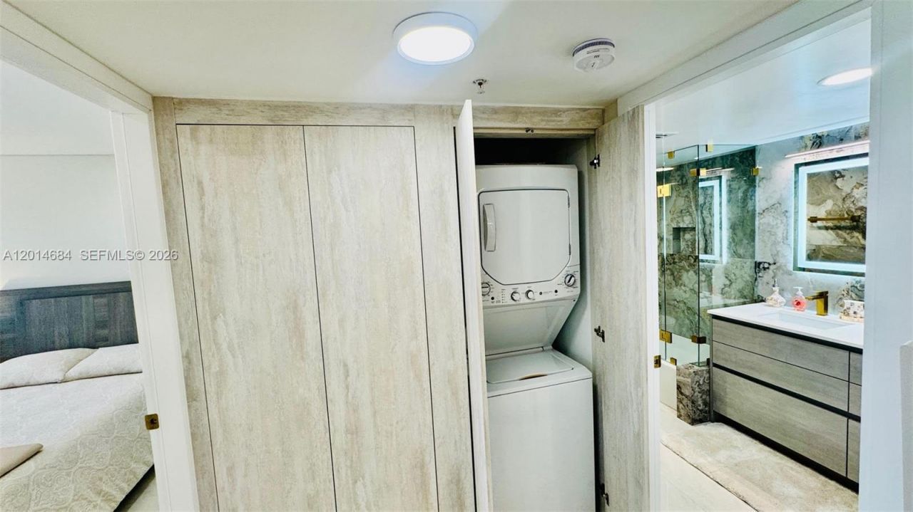 210 174th St , Unit 811, Sunny Isles Beach, FL 33160 Photo