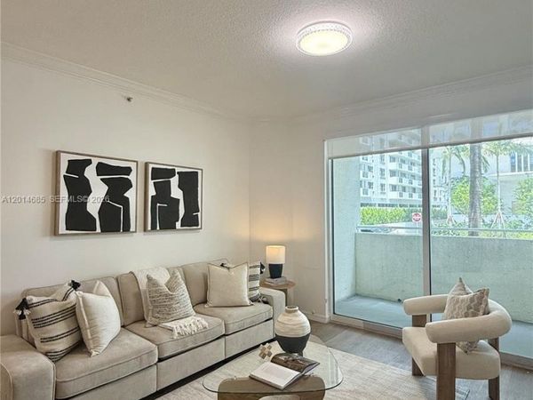 9172 Collins Ave , Unit 212, Surfside, FL 33154