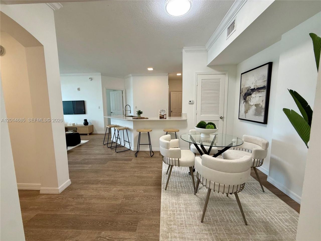 9172 Collins Ave , Unit 212, Surfside, FL 33154 Photo