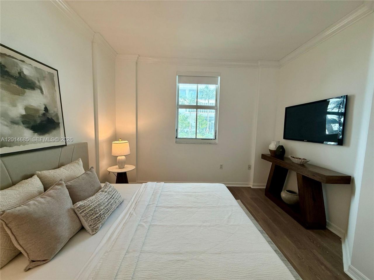 9172 Collins Ave , Unit 212, Surfside, FL 33154 Photo