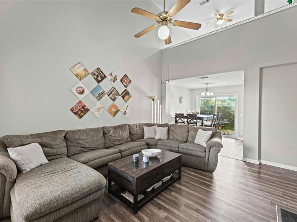 9000 Wellesley DR, Austin, TX 78754