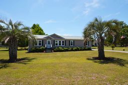 126 Meredith Drive photo 4