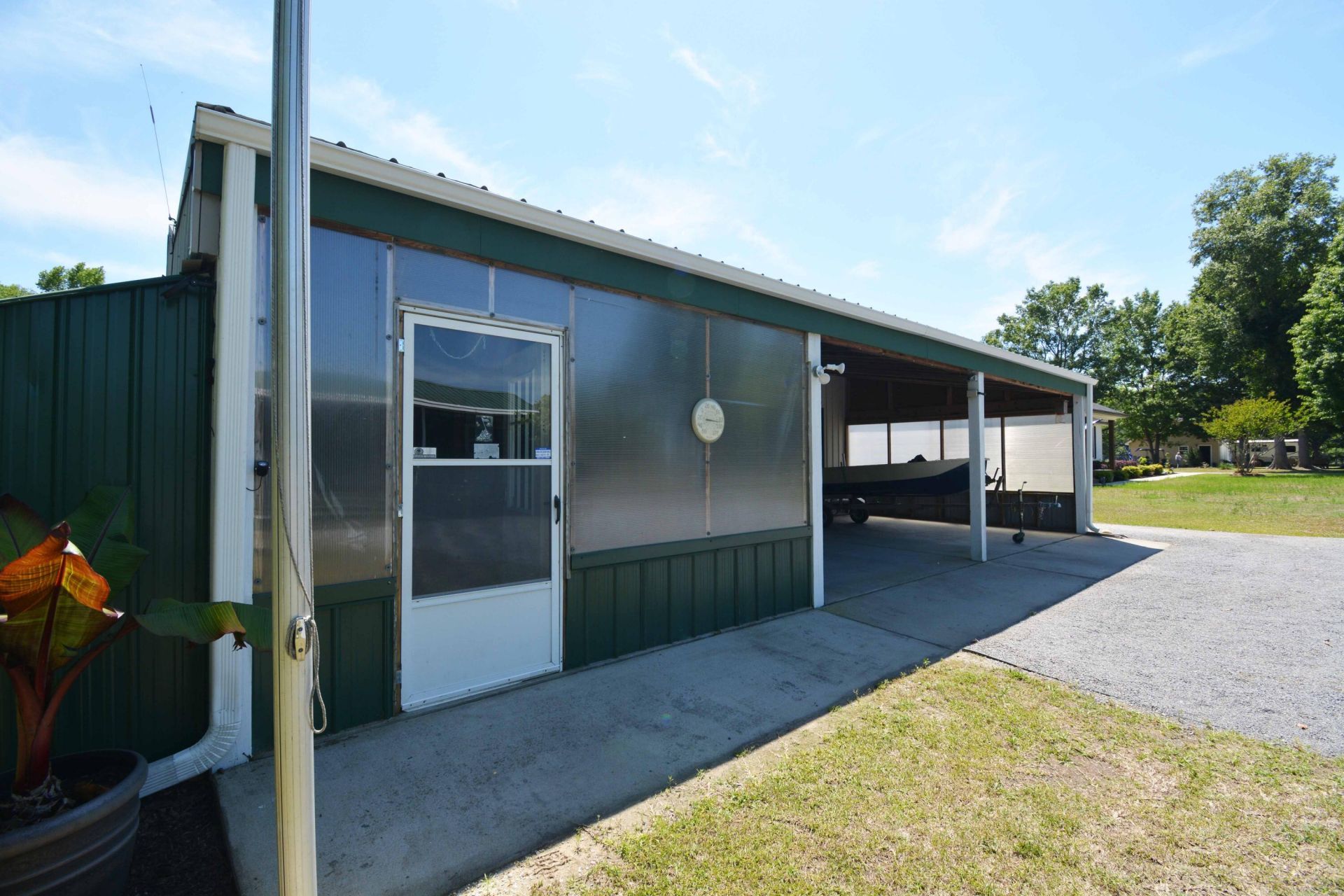 126 Meredith Drive Photo 37