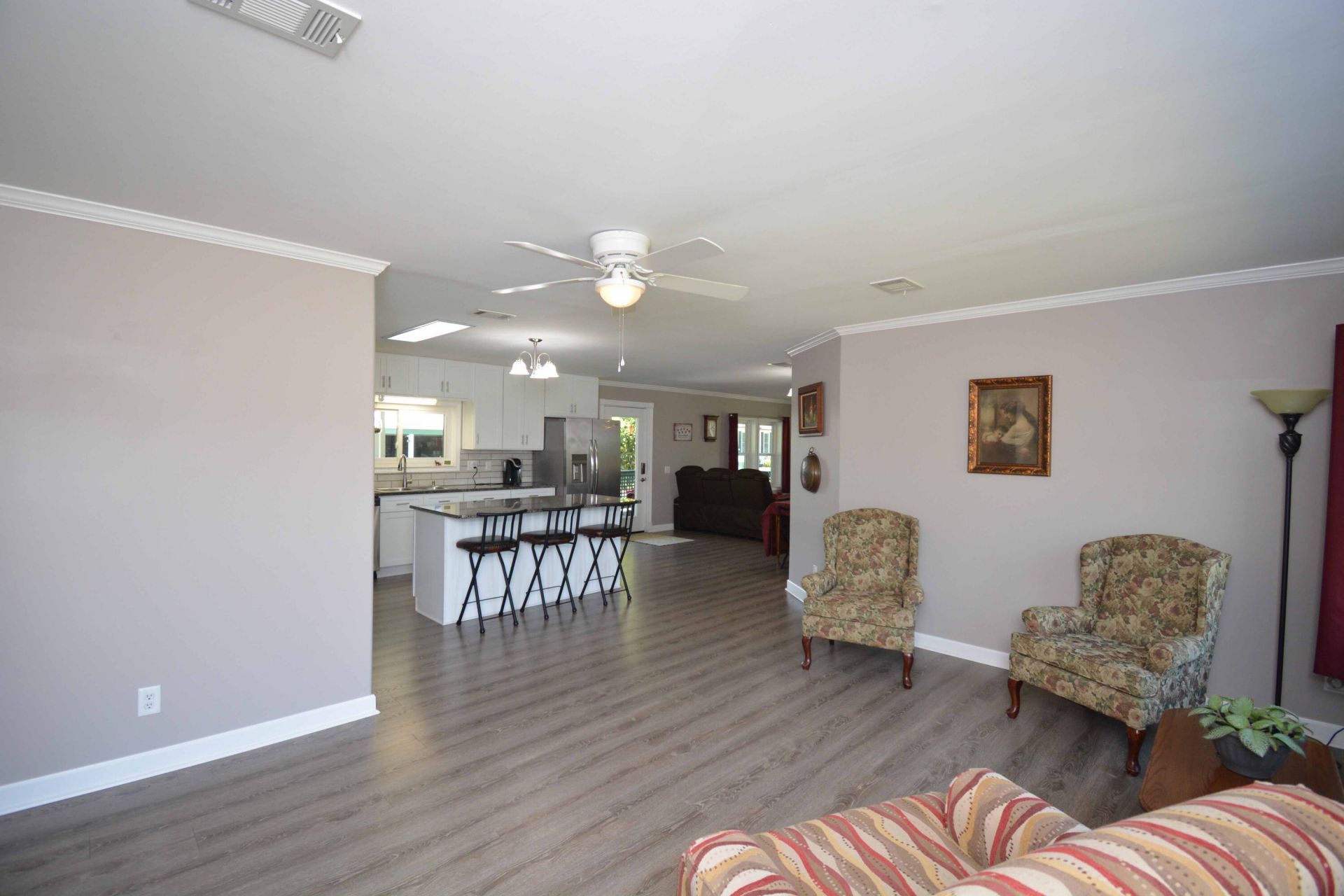 126 Meredith Drive Photo 6