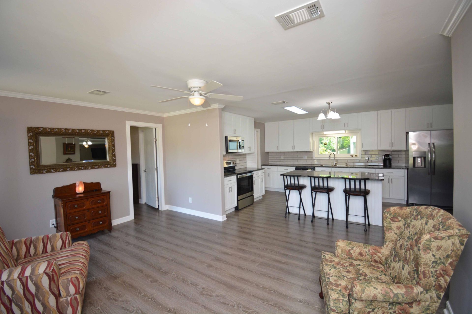 126 Meredith Drive Photo 7