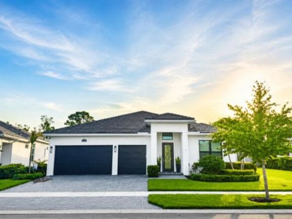 2341 SE Canopy Cove Lane, Port St. Lucie, FL 34984