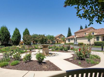 1152 Marseille Ln, Roseville, CA 95747 Photo