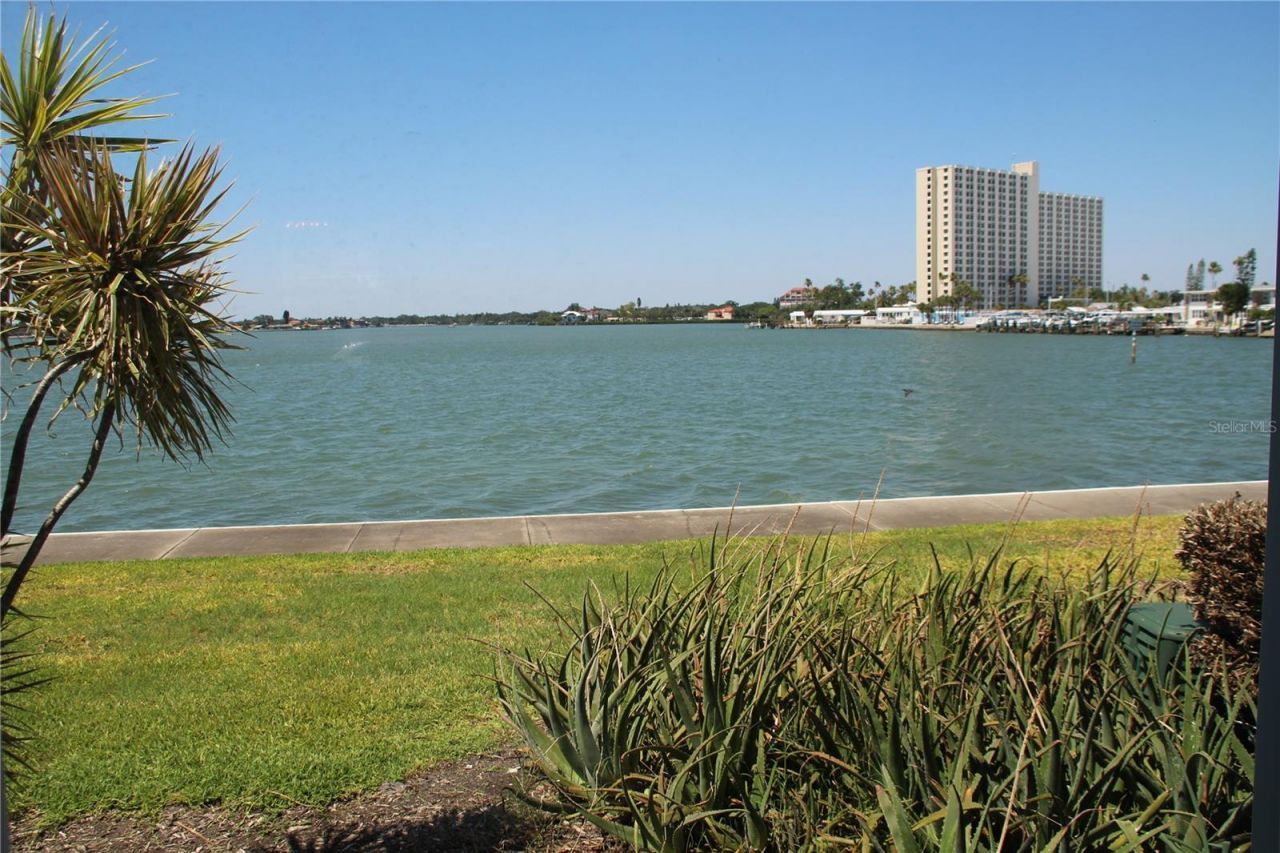 7560 Bay Island Drive S, Unit 149, South Pasadena, FL 33707 Photo