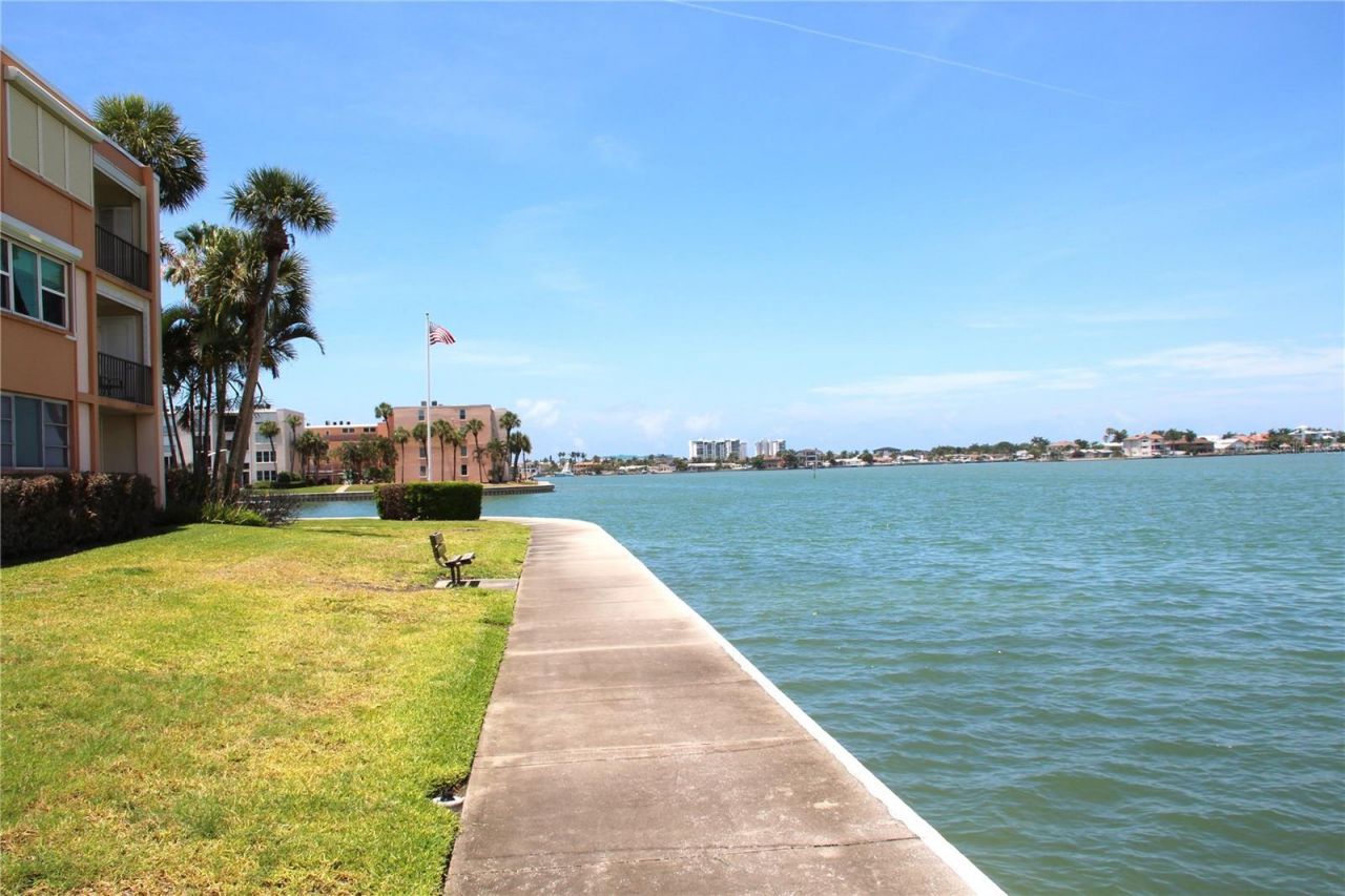 7560 Bay Island Drive S, Unit 149, South Pasadena, FL 33707 Photo