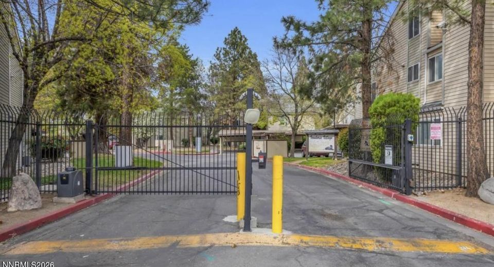 2125 Roundhouse Road, Sparks, NV 89431 Photo