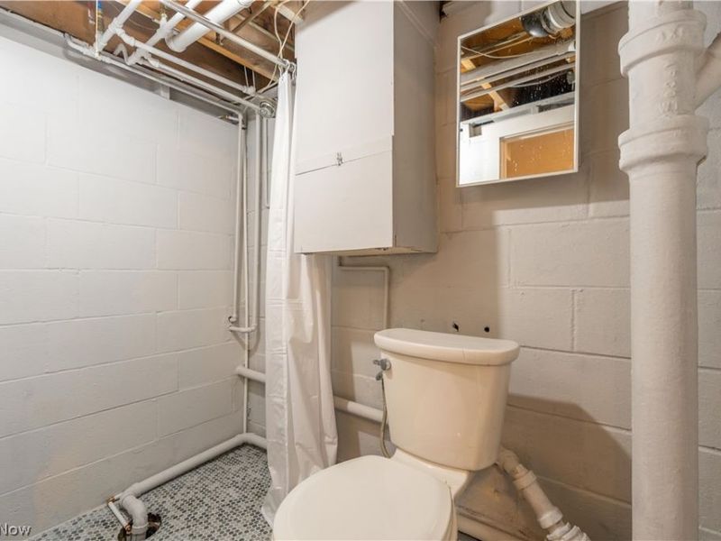 818 Canton Road NW, Carrollton, OH 44615 Photo 30